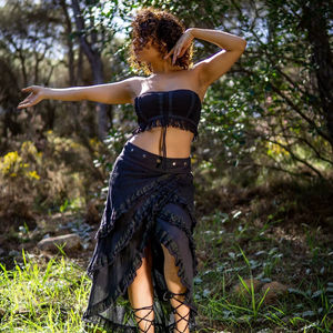 Falda con volantes cruzados |   Falda Élfica de Encaje de Algodón |   Ropa de Festival de Hadas Bohemias |   Falda larga estilo gitano con capas para mujer - Product Image 1