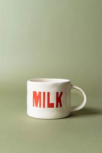 Suitable for both hot and cold drinks, making it a practical choice for daily use. - Product Image 4