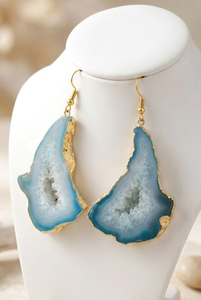 Pendientes de microagujas con forma de corazón de ágata drusa para mujer, hechos en India, con gemas, estilo Sky, lo último en pendientes de gota de geoda de azúcar para mujer. - Product Image 1