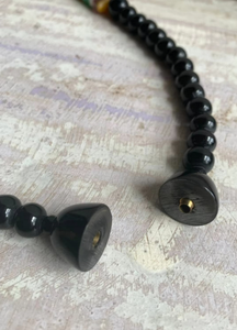 EXOTIC INDIAN ART Collier de déclaration audacieux en résine polie fait à la main de style ange pour la Saint-Valentin - Product Image 5