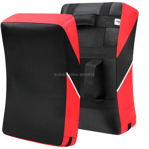 Pads de frappe thaïlandaise pour boxe et Muay Thai, finition mate, avec emballage personnalisé - Product Image 1