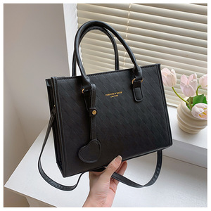 Durable Handmade Luxury Genuine Leather Casual Tote Shoulder <b>Bag</b> Zipper Waterproof Lightweight Women Customizable Fashion Single - Product Image 3