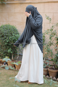Abaya de Mezclilla a la Moda con Cinturón, Vestido Largo para Mujer, Ropa Moderna y Elegante, Tela Suave, Atuendo Casual y con Estilo - Product Image 3