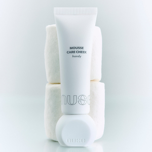 นูซ มูส แคร์ ชีค แฮนดี้ 00 อัพ 10 มล. ดิวี ฟินิช เฟซ บลัช ครีม ขนาดพกพา - Product Image 3