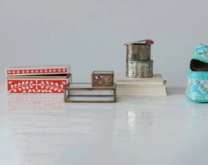 Cajas de Joyería con Incrustaciones de Hueso para Almacenamiento y Exhibición - Cajas Decorativas Hechas a Mano con Opciones de Tamaño, Diseño, Patrón y Acabado Personalizados - Product Image 4