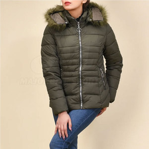 Vestes matelassées pour femmes Signature Urban Comfort, tissu lisse, design chaud, vêtements d'extérieur élégants pour tous les jours, mode - Product Image 2