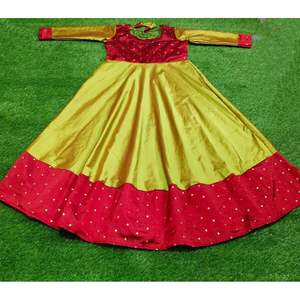 TRABAJO ESTAMPADO EN SEDA ATRACTIVA SOLO BATA VERDE LORO - Product Image 2