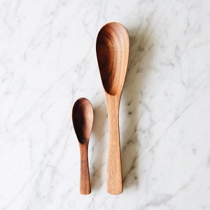 Cuillère à thé en bois durable, cuillère doseuse en bois naturel pour café et sucre, outil de cuisine, idéale pour les fêtes, capacité 10 ml - Product Image 1