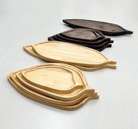 Assiette de service en bois en forme de feuille, faite à la main, design minimaliste, couleur unie, pour les occasions festives