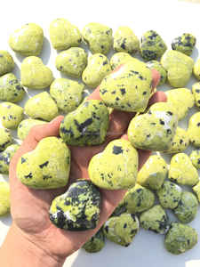 Lizardita de cristal Natural tallada a mano en forma de corazón Reiki piedra preciosa piedra semipreciosa artesanal para meditación Feng Shui - Product Image 3