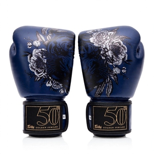 Gants de boxe en cuir Fairtex bleus personnalisés en gros, à doigts entiers, avec fermetures auto-agrippantes réglables pour le kick-boxing et les arts martiaux - Product Image 4