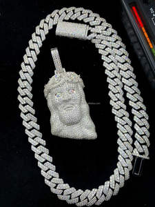 Reloj de Lujo para Hombre, Completamente Adornado con Moissanita, Personalizado, de Acero Inoxidable, Estilo Hip Hop, con Diamantes y Visualización de Fecha - Product Image 3