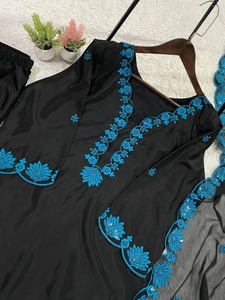 ชุดปักลายแบบดั้งเดิมสไตล์ฟาร์ซี ซาลวาราม ซาลวาร์ คามีซ พร้อมผ้าคลุมไหล่ สำหรับงานปาร์ตี้ แห้งเร็ว ใส่สบายทุกฤดู - Product Image 4