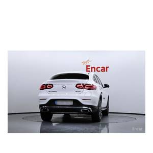 Mercedes-Benz GLC-Class GLC300e 4MATIC Coupé 2023, 48 923 km, Boîte de vitesses automatique, Sièges en cuir, Volant à gauche, Caméra de recul - Product Image 4