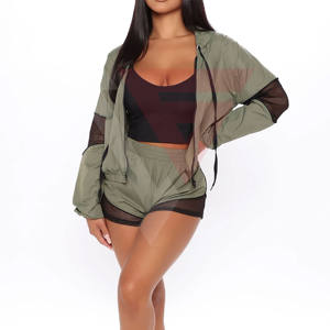 Ensemble survêtement homme personnalisé imprimé hiver, coupe-vent et short, 2 pièces, streetwear avec design réfléchissant - Product Image 1