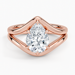 Anillo de compromiso de moissanita de 2 quilates con corte de pera, diseño solitario cruzado de tallo dividido - Product Image 5