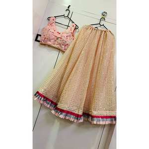 Ropa de fiesta de diseñador para mujer Lehenga Choli con Conjunto elegante de trabajo secuencial - Product Image 1