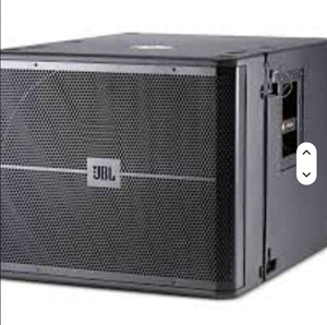 Subwoofer Activo VRX918SP de 18 Pulgadas - Product Image 1