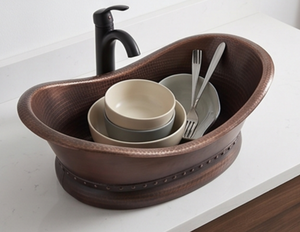Fregadero de cobre hecho a mano con diseño rústico y superficie mate cepillada para baño - Product Image 5
