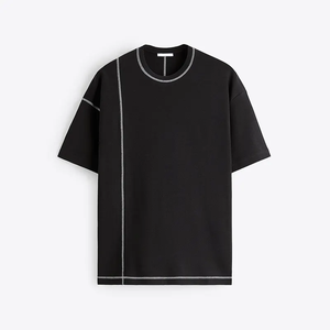 T-shirt en tricot noir surdimensionné pour homme, manches courtes, col rond, bordure contrastée, couleur unie, style minimaliste normcore, longueur longue - Product Image 5