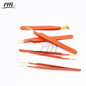 Pinzas para Pestañas RMI Personalizadas con Punta Dorada, Agarre Profesional Naranja, Precisión, Durabilidad, Antiestáticas, de Acero Inoxidable - Product Image 4