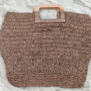 Sac fourre-tout en paille rond fait à la main avec poignées en cuir sac de plage d'été Boho pour femmes sac à bandoulière tissé écologique - Product Image 2