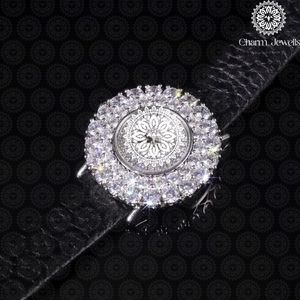 Montre de luxe pour femme Charm_Jewells en acier inoxydable, boîtier rond de 30 mm, mouvement à quartz analogique, accents de diamants, bracelet en cuir - Product Image 5