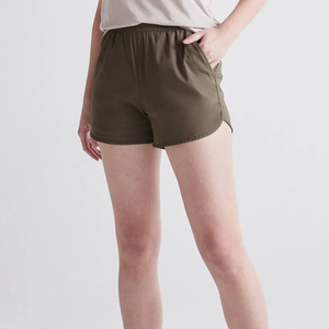 Shorts de sport légers de haute qualité pour femmes / Nouvelle arrivée, logo personnalisé imprimé, tailles plus grandes pour femmes - Product Image 6