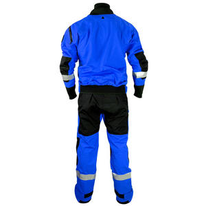 Combinaison de travail imperméable pour homme, rouge, jaune, noir, avec bottes intégrées pour utilisation en extérieur - Product Image 5