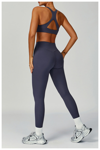 Conjunto de Yoga sin Costuras de Alto Impacto para Mujer, Bra Deportivo y Leggings o Shorts, Ropa de Gimnasio, Conjunto Deportivo a Juego, Fabricación Personalizada - Product Image 6