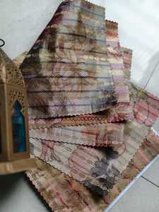 ผ้าปักลายดอกไม้พร้อมลวดลายดอกไม้แบบมีเท็กซ์เจอร์ - Product Image 2