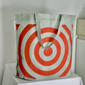 Bolsa de Compras de Tela No Tejida Impresa Personalizada, Precio Económico Directo de Fábrica, Impresión a Todo Color, Bolsa Reutilizable de PP Tejido, Vietnam - Product Image 4