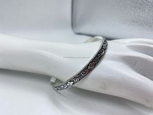 Bracelets et bracelets de mode en argent élégants unisexes fabriqués à la main avec un style intemporel Design moderne et réglable pour le confort - Product Image 2