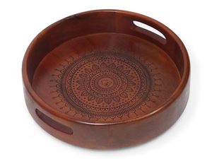Plateau de service en bois élégant fabriqué par un fabricant OEM, avec poignées confortables pour un transport facile et un service des aliments avec style. - Product Image 6