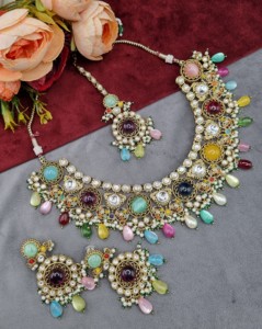 Round Uncut Stone Kundan Necklace With Matching Earring And Mangtika Designer Fashion Antique Gold Plated <b>Jewellery</b> Manufacturer - Product Image 4