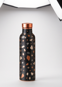 Bouteille en cuivre pur émaillée avec logo personnalisé, base noire, motif en pierre terrazzo, vaisselle ayurvédique, fabricant OEM ODM - Product Image 5