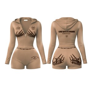 Nouvel ensemble de survêtement 2 pièces pour femme 2026 : veste zippée à capuche ajustée et short, personnalisable avec logo, collection printemps - Product Image 1