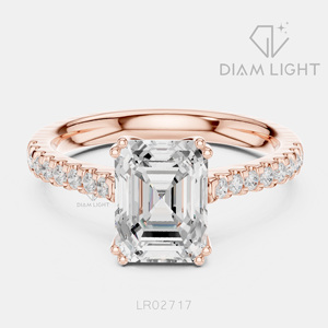 Bague de fiançailles de luxe en or blanc 14 carats avec diamant de laboratoire certifié IGI 2,33 carats, taille émeraude, F+ VS+, pavé - Product Image 3