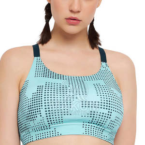 Soutien-gorge de sport axé sur le confort, avec matière douce et respirante et un maintien solide pour une utilisation quotidienne active - Product Image 4