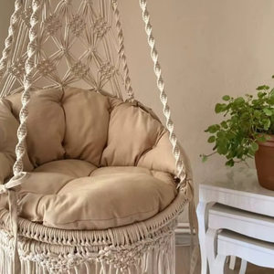 Hamac suspendu en macramé fait main, siège en coton suspendu - Product Image 1