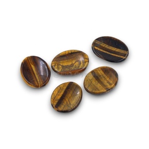 Pierre de méditation en labradorite naturelle polie, effet éclatant, taille pouce, vente en gros directe usine - Product Image 2