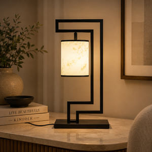 Lámpara de Mesa Metálica Summit Frame con Base Geométrica de Hierro Abierta, Pantalla de Lino Premium, Iluminación Ambiental Cálida para Hogares Modernos - Product Image 3