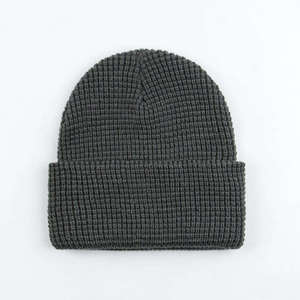 Gorro de Punto Personalizado con Franjas de Ancho Alternado, Marca Privada, para Marcas de Moda al por Mayor - Product Image 4