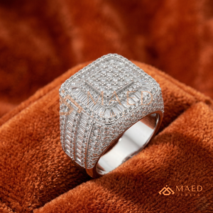 แหวนทรงสี่เหลี่ยมเคลือบสีเงินสีขาวทอง |   สายรัดข้อมือแบบฝังเพชรทรงบาแกตต์และทรงกลม |   เครื่องประดับสไตล์ฮิปฮอปแบบดารา - Product Image 4