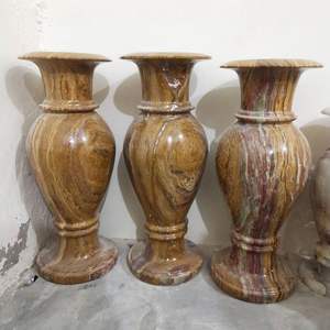 Pots et vases traditionnels en marbre onyx de luxe, sculptés à la main, écologiques, durables, pour une utilisation intérieure/extérieure à la maison et au jardin - Product Image 1