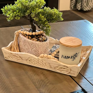 Plateau en bois d'acacia sculpté à la main, style rustique, plateau ottoman, plateau en bois, décoration de mariage, plateau personnalisé - Product Image 1