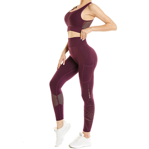 Ensemble de leggings de yoga sans couture taille mi-haute pour femmes, vêtements de sport personnalisés, tenue de fitness ultra-extensible avec taille élastique respirante - Product Image 1
