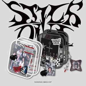 อัลบั้มต้นฉบับเกาหลีของวง NMIXX - Fe3O4: STICK OUT (รุ่นลิมิเต็ด) - Product Image 1
