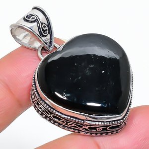 Handmade <b>Black</b> Onyx Gemstone Designer Pendant: Handmade Jewelry - Product Image 2
