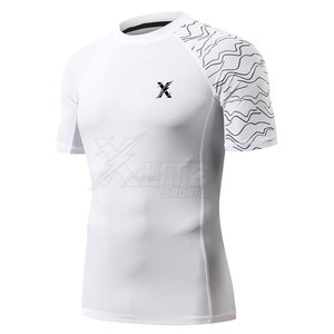 T-shirt de compression athlétique pour homme, manches courtes, coupe ajustée, respirant, séchage rapide, idéal pour la gym, l'entraînement, la course à pied et les activités sportives. - Product Image 3